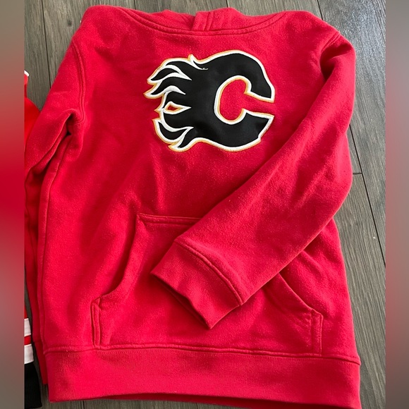 Calgary Flames hoodie - Picture 1 of 1